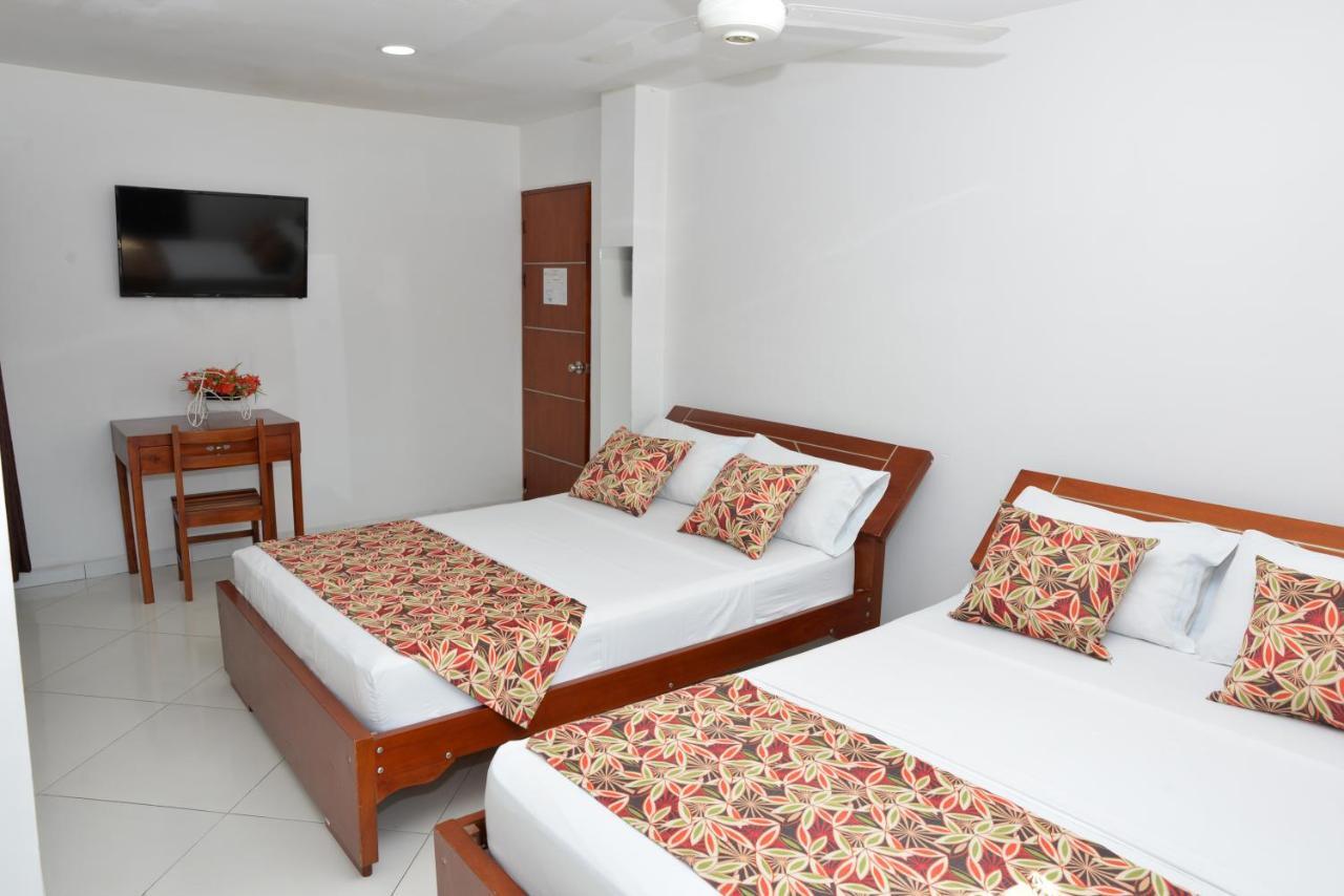 Hotel Canoa Inn Caucasia 外观 照片