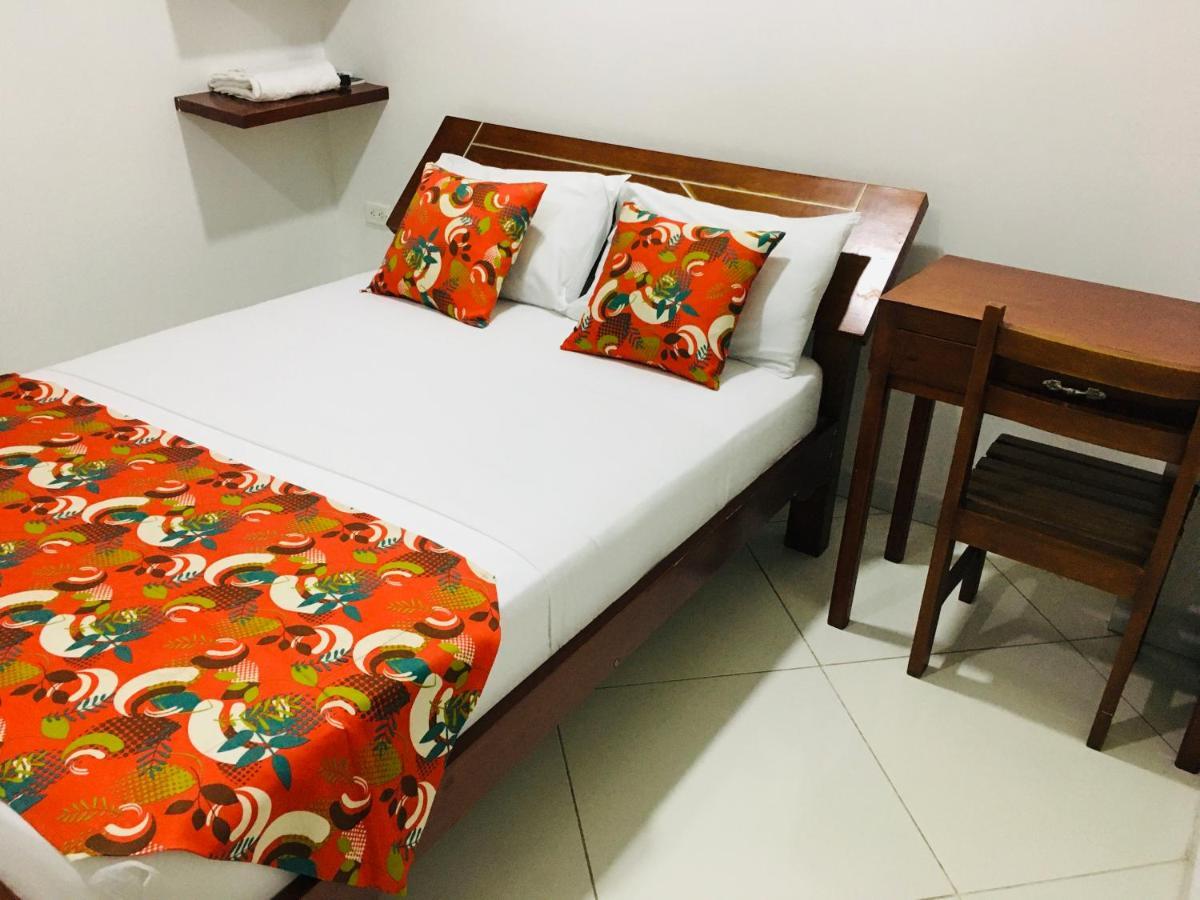 Hotel Canoa Inn Caucasia 外观 照片